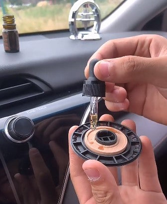 معطر سيارة طويل الأمد مع زيت عطري تعمل بضوء الشمس