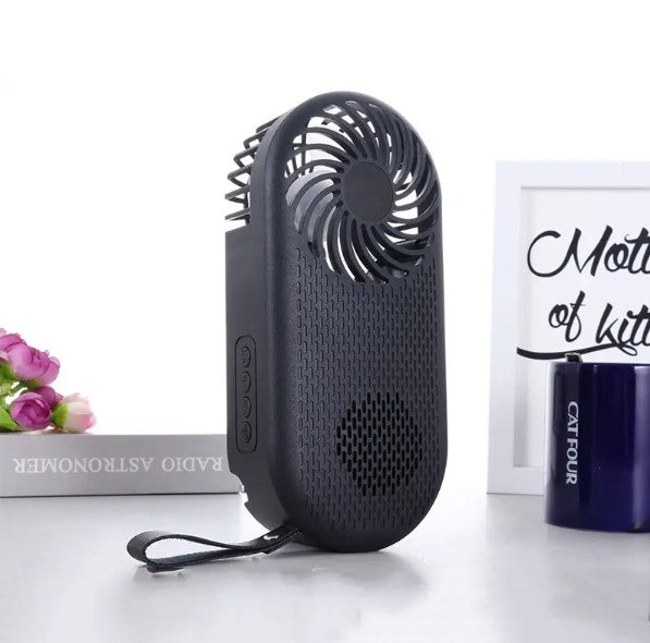 مكبر صوت لاسلكي يجمع بين الترفيه والتخفيف من حرارة الصيف