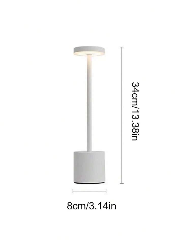 مصباح طاولة LED على الطراز الشمالي